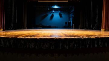 Cegielnia w Łące przyciągnęła blisko 300 osób na teatralne odkrywanie lokalnej historii