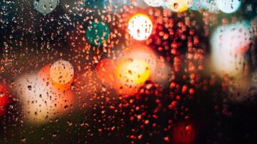 Mgła w powiecie. Widoczność może spaść poniżej 200 metrów